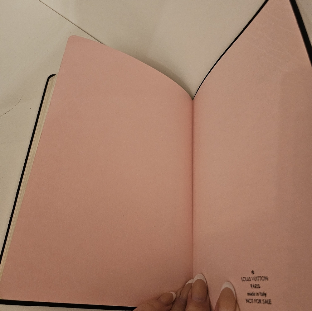 Louis Vuitton Black and Pink Monogram Note Book - Picture 15 of 16